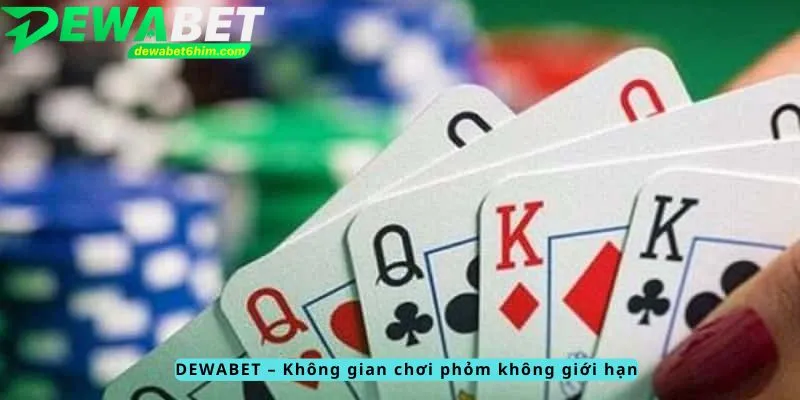 Không gian chơi phỏm